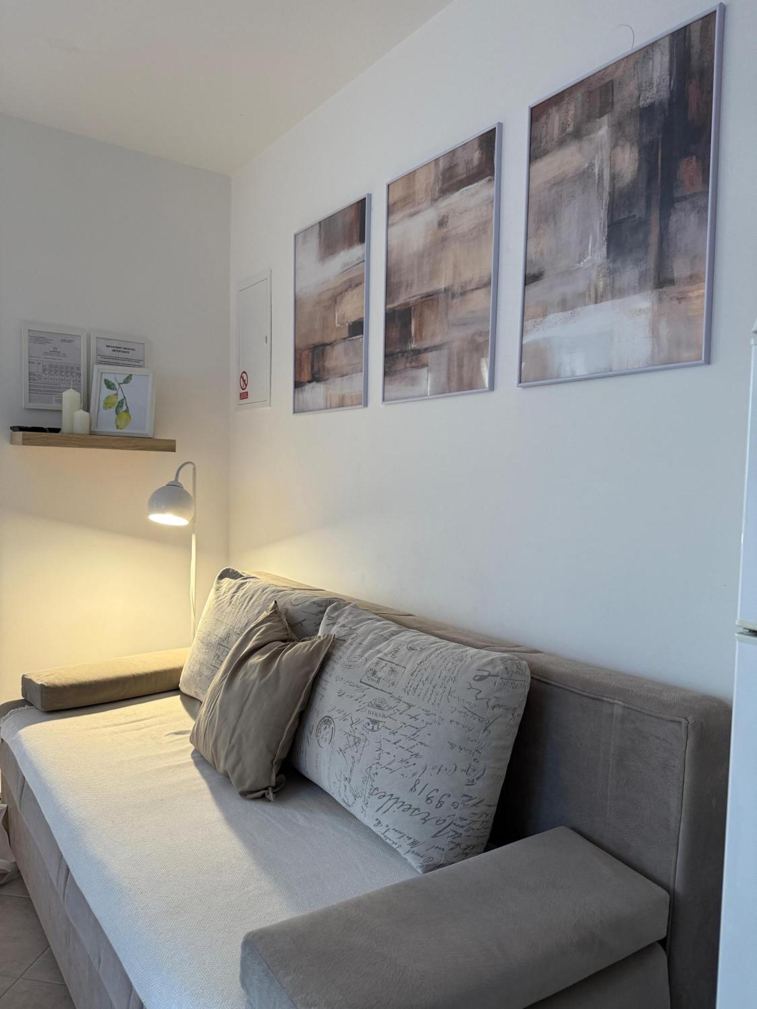 נובליה Apartmani Samec מראה חיצוני תמונה