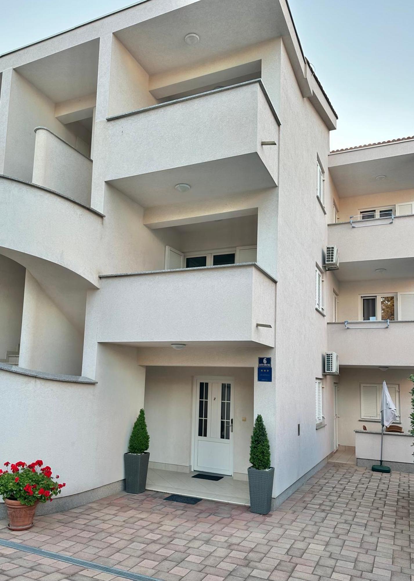נובליה Apartmani Samec מראה חיצוני תמונה
